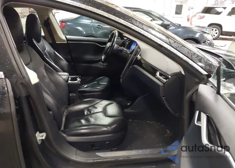 2015 Tesla Model S 70D/85D/P85D из США, поврежденный, VIN 5YJSA1S25FF086037